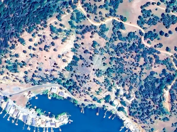 11130 Lakeshore Dr, Clearlake, CA 95422