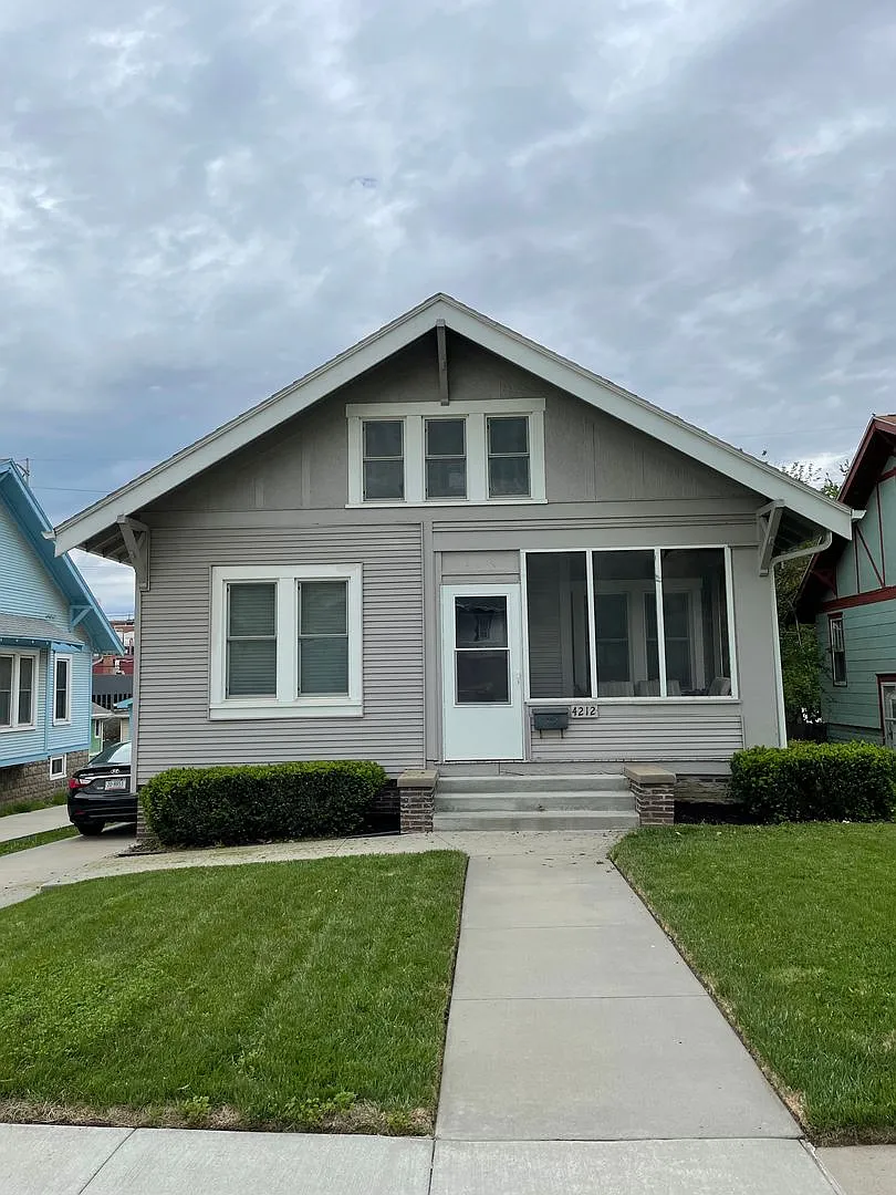 4 Bedroom home located near UNMC — Photo 1