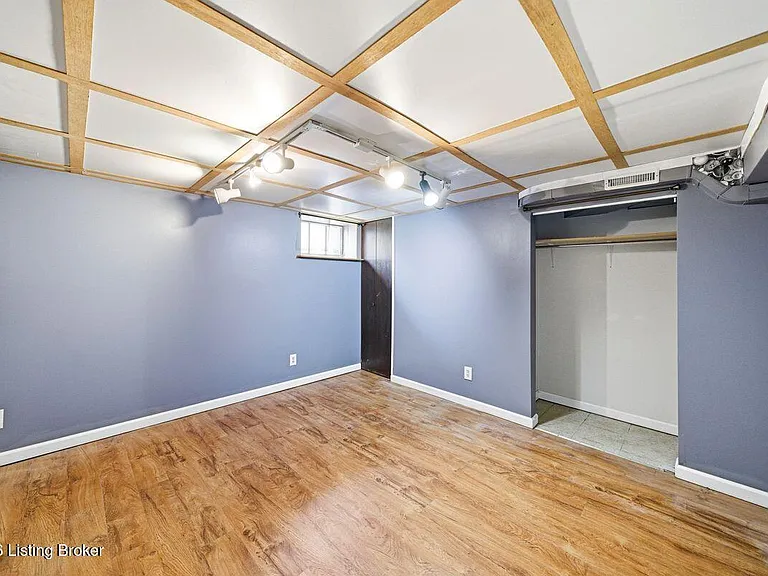 1209 Valley Dr — Photo 29