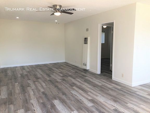 5th image of 585 E Washington Blvd #2