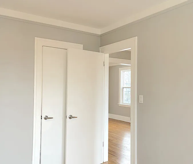 896 Pillette Rd #2 — Photo 16