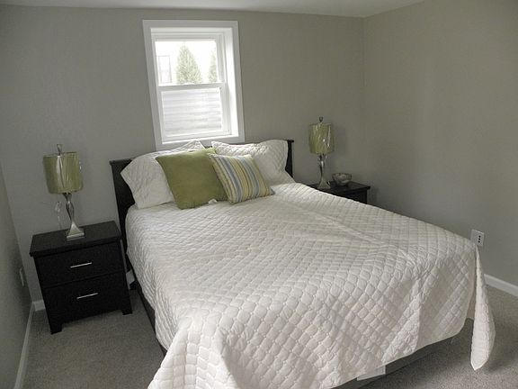 Queen beds in bedrooms