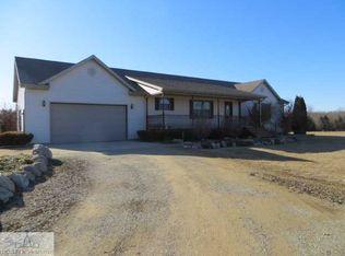 11717 Tupper Lake Rd, Grand Ledge, MI 48837