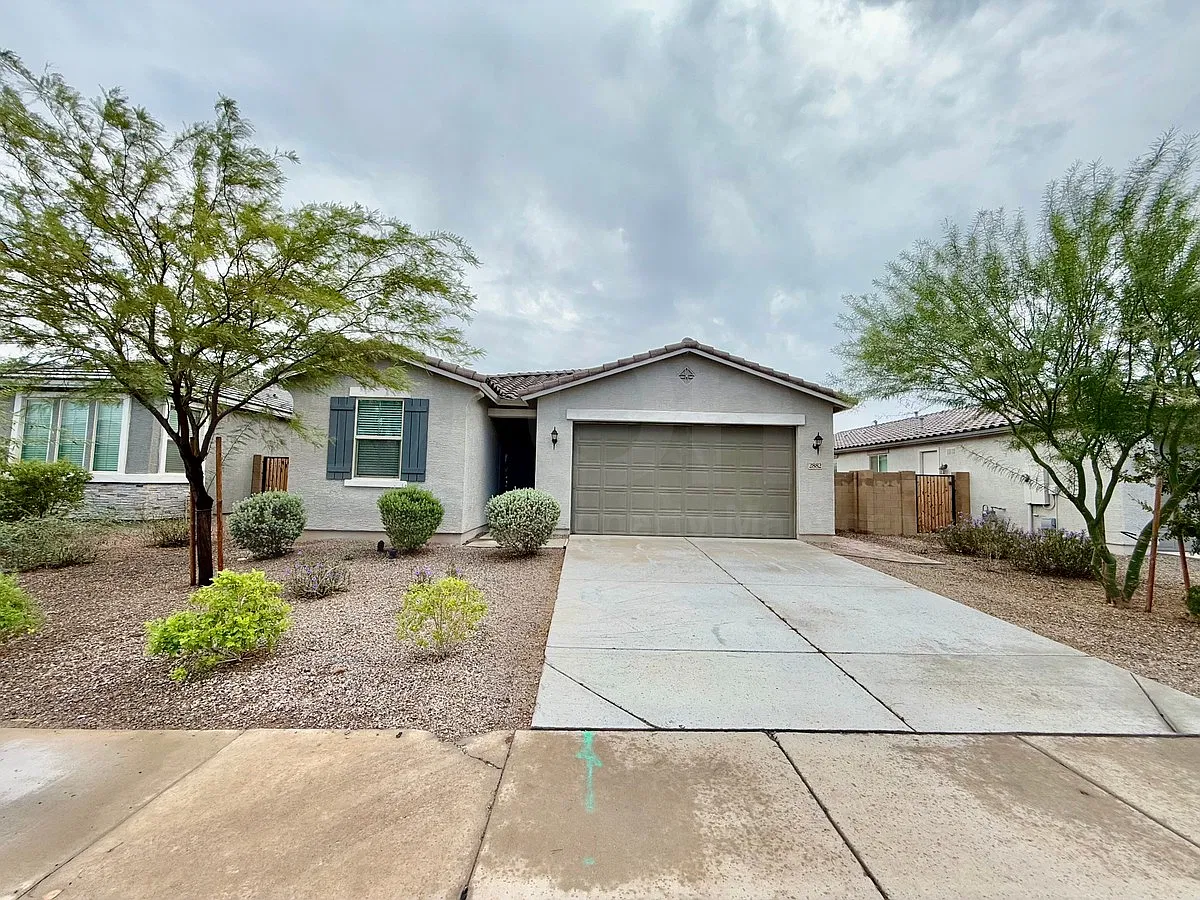 4 bed, 2.0 bath, 1720 sqft, $1,850 — Photo 1