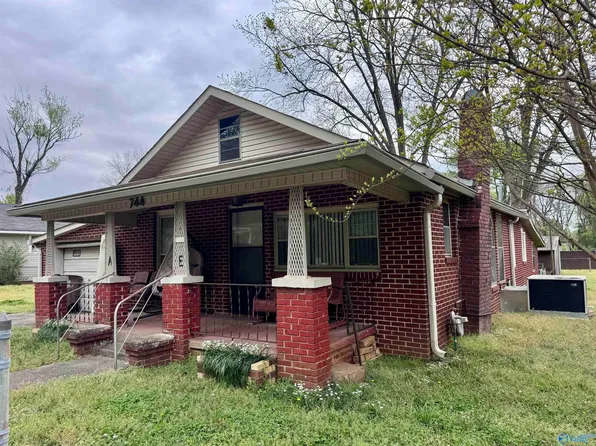 744 Sykes St NW, Decatur, AL 35601