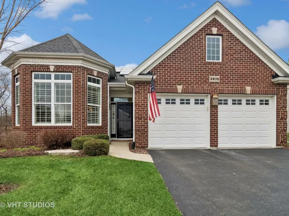 3870 Eagle Ridge Dr, Elgin, IL 60124
