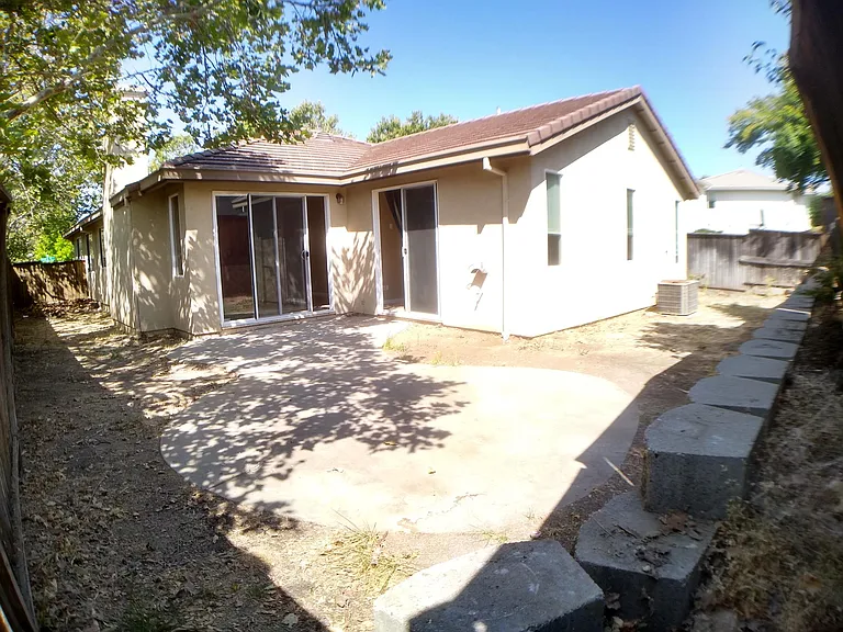 4 Great Egret Ct — Photo 24