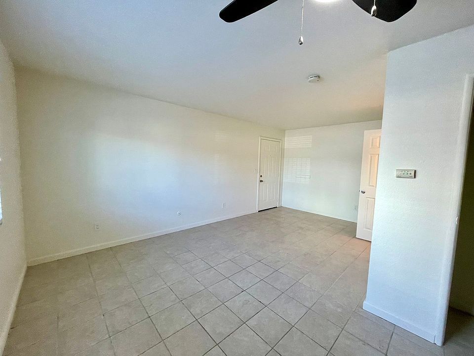 1st image of 2954-2944 F St #54-01