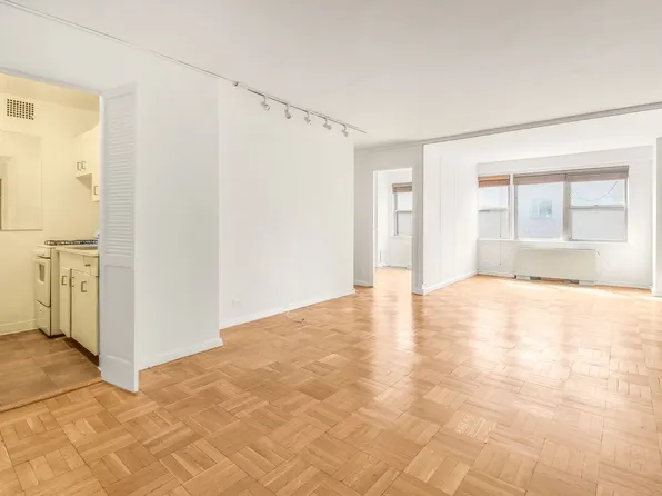 155 East 34th Street image 1 of 5