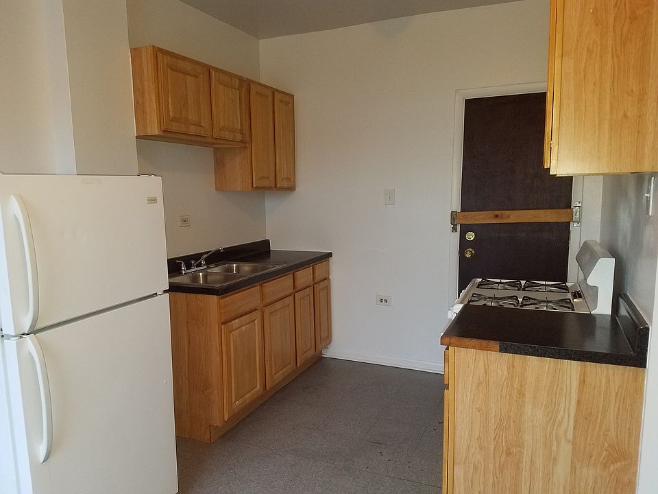 1st image of 7853 S Loomis Blvd #7853313
