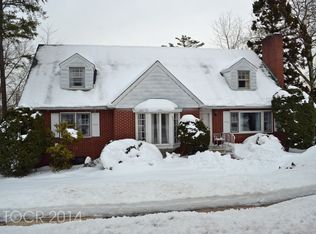 621 Queen Anne Rd, Teaneck, NJ 07666