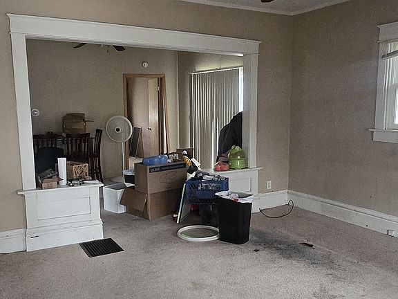 4th image of 3913 10th St