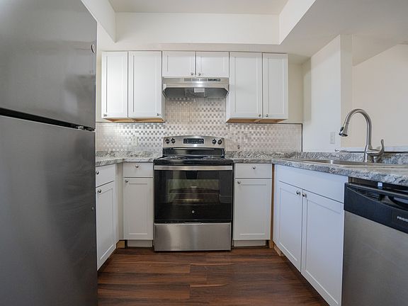 5th image of 2826 E Monte Cristo Ave APT 101