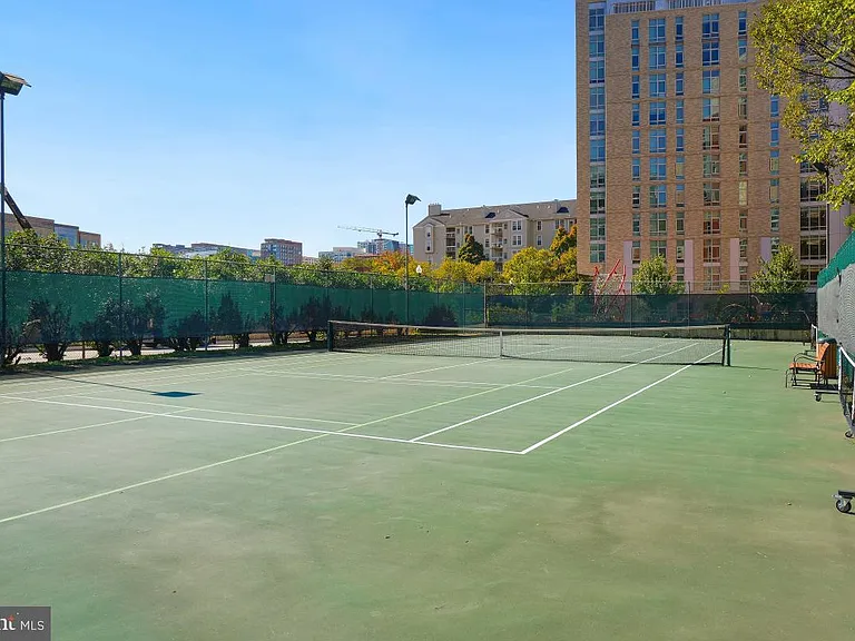 1530 Key Blvd #832 — Photo 29