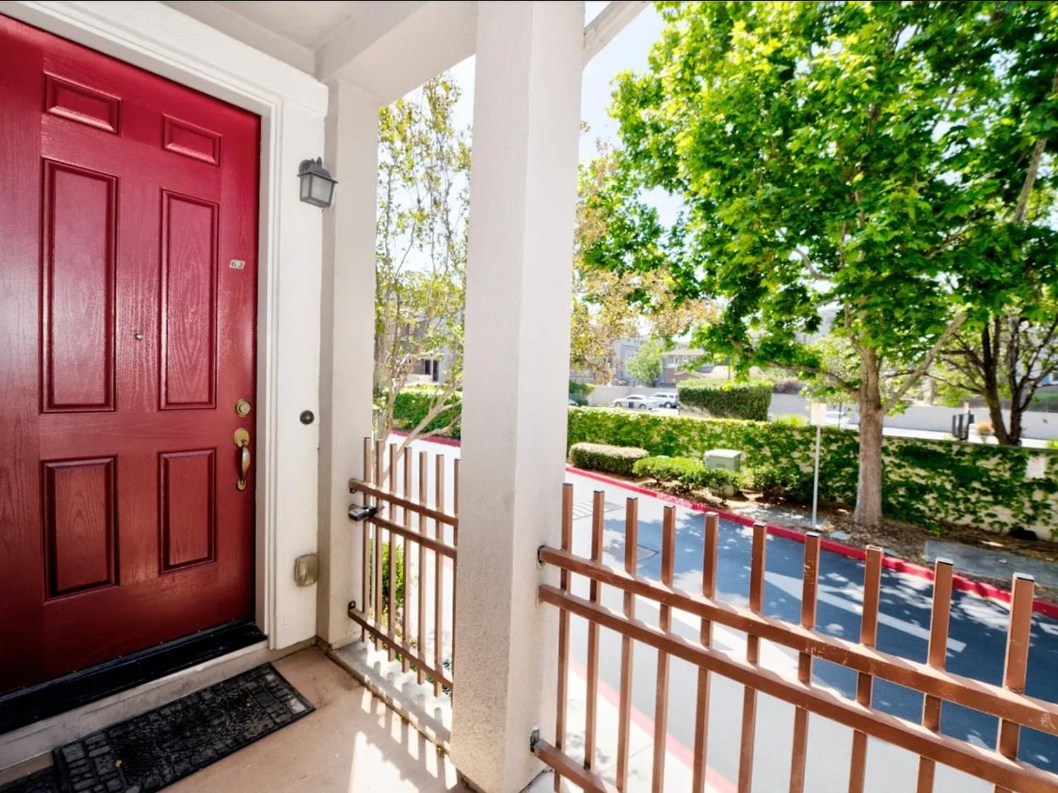 3 bed, 1450 sqft, $4,700 — Photo 4