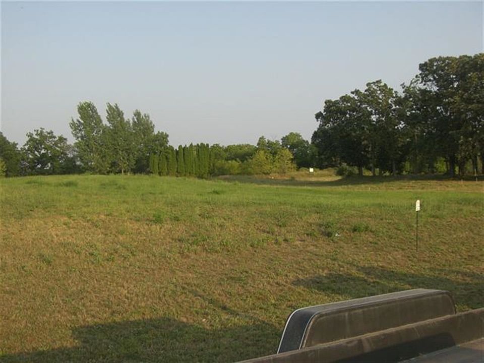 2nd image of LOT 10 Chalet St