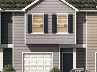 1305 Canopy Dr, East Point, GA