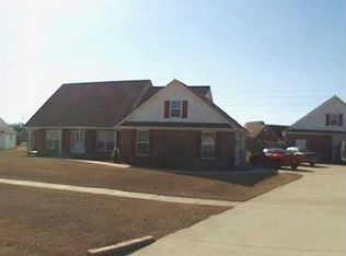 24625 Lisa Dr, Athens, AL 35613