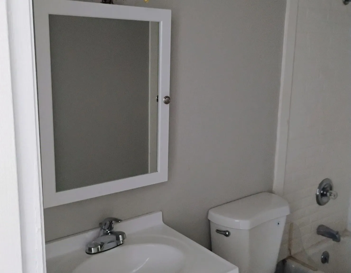 1 bed, 1.0 bath, $1,695 — Photo 4