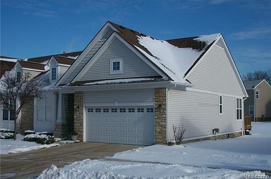 2nd image of 26618 Wilton Ct #1