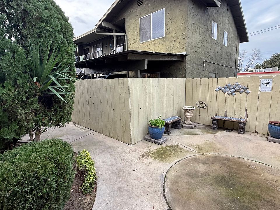 1st image of 2257 N Meridian Ave #104