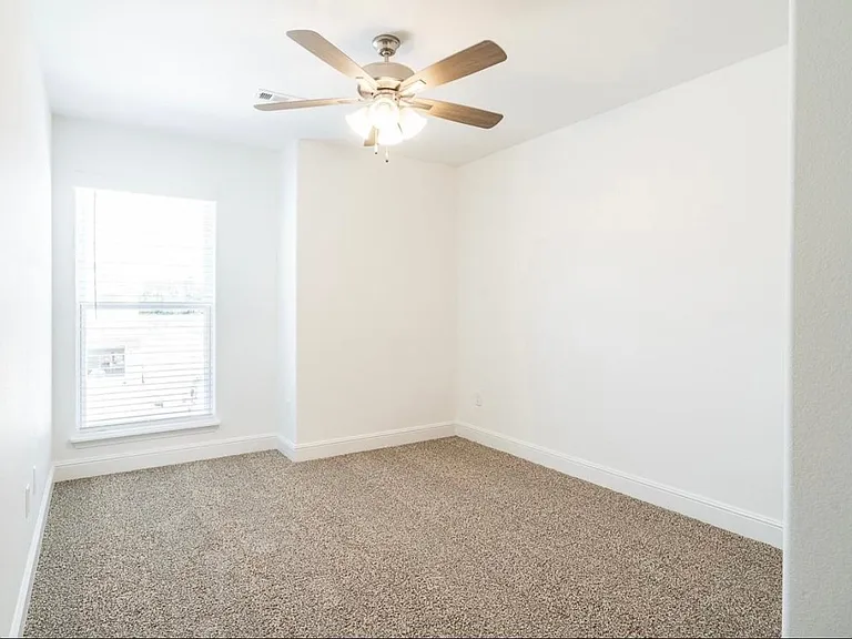 2161 Wildflower Dr — Photo 21