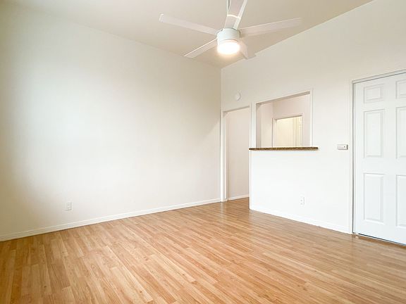 4th image of 321 Pier Ave APT 10