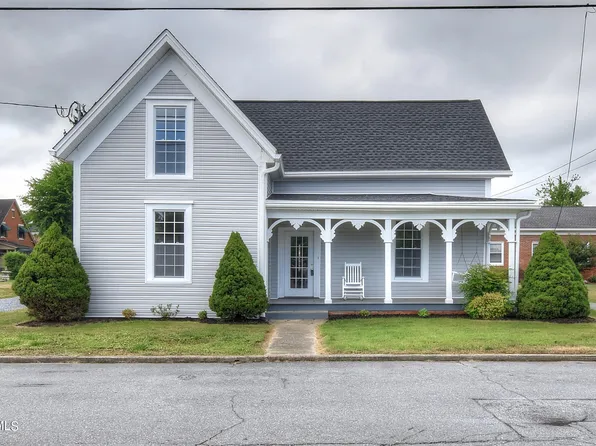 708 1st St, Elizabethton, TN 37643