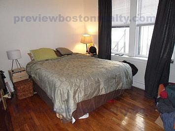 2nd image of 1450 Commonwealth Ave #Mac12