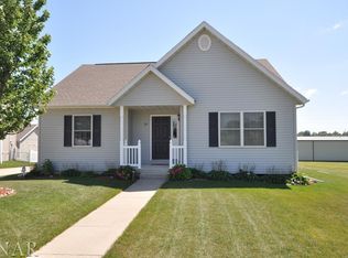 911 Teegan St, Normal, IL 61761