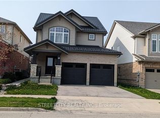 24 Frey Cres, Kitchener, ON N2E 4L6
