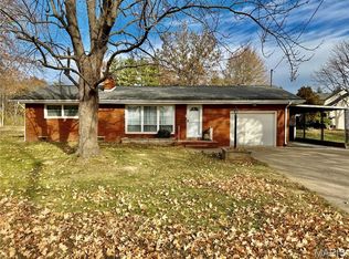 3725 Elmore Dr, Alton, IL 62002