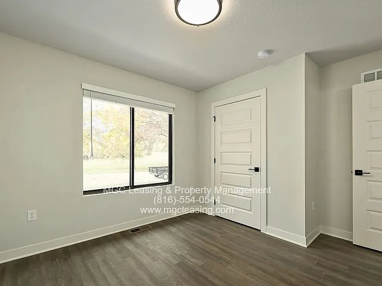 267-277 Persimmon Rd — Photo 11