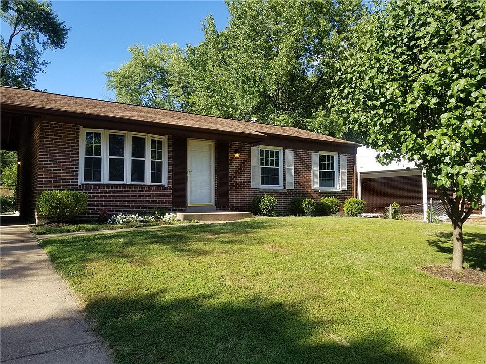 1st image of 1745 Dowd Dr