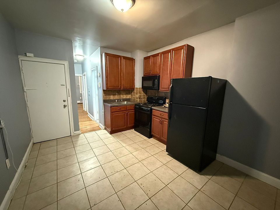 1st image of 305 49th St #11E