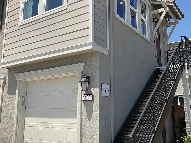 1386 S Wilshire Ave — Photo 20