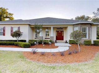 3305 Brians Pond Dr, Plant City, FL 33566