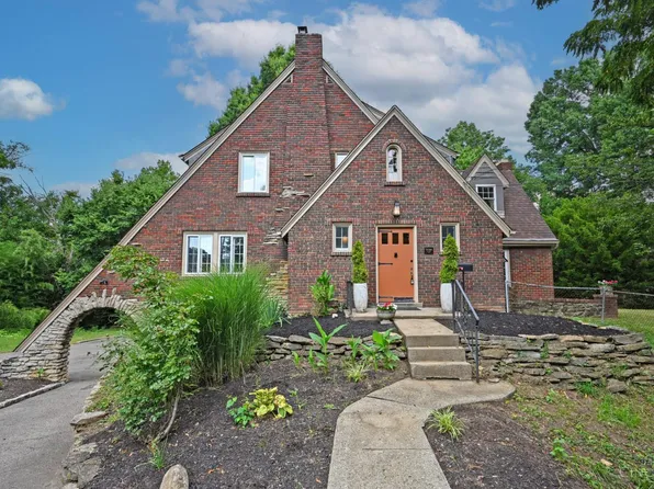 1534 Elizabeth Pl, Cincinnati, OH 45237