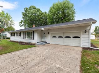 804 River Acres Dr, Tecumseh, MI 49286