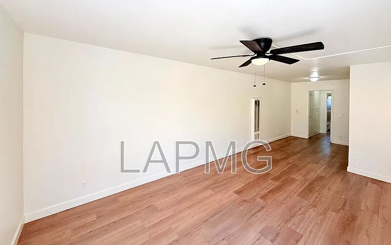 1 bed, 1.0 bath, $1,750 — Photo 4