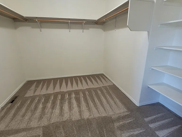 2556 E Copper Point — Photo 30