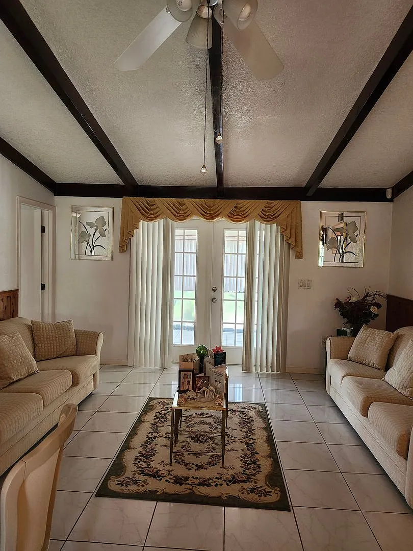 Very Nice Port Charlotte Home For Annual Rent! — Photo 4