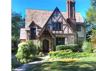 3046 Woodbury Rd, Shaker Heights, OH 44120