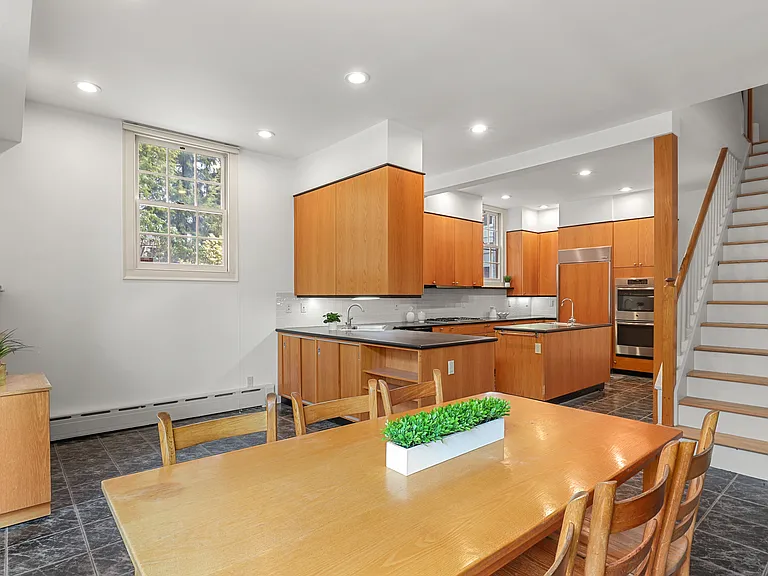 32 Orchard Dr — Photo 10