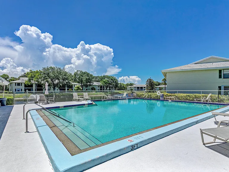 601 Sabal Ridge Cir #A — Photo 20