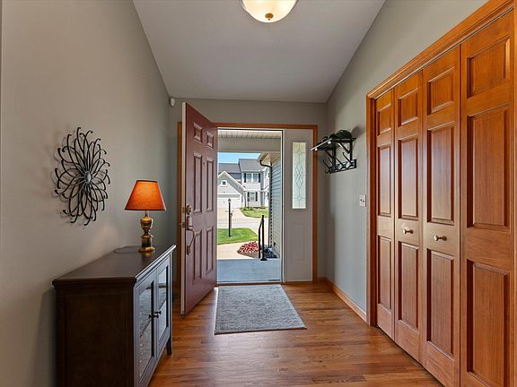 2nd image of 28580 Twain Dr