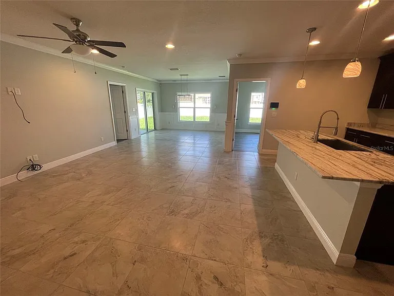 232 Clayton St — Photo 11