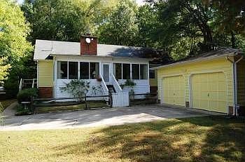 2nd image of 10900 Pampas Cres