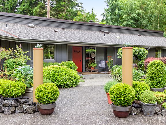 2nd image of 11197 Blue Pond Pl NE