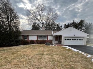 26 Laurel Rd, Southampton, PA 18966